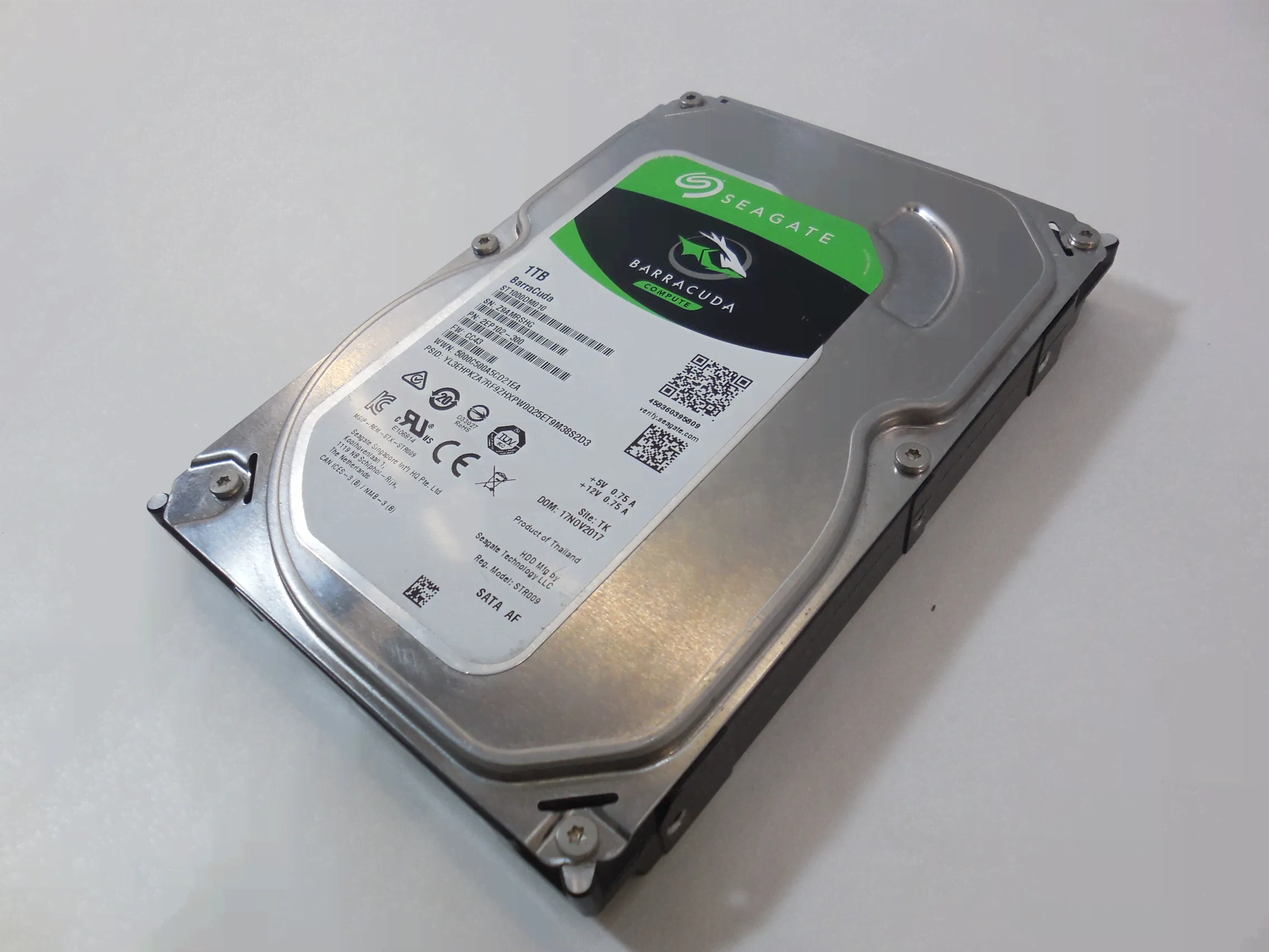 Жесткий диск 3.5 SATA 1TB Seagate Barracuda-3